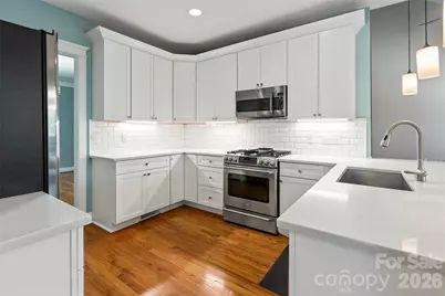 6008 Langham Court, Charlotte, NC 28269 - Photo 11