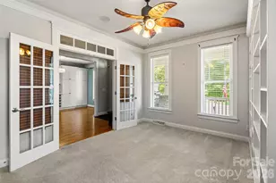 6008 Langham Ct, Charlotte, NC 28269 - Photo 5