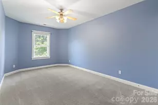 6008 Langham Ct, Charlotte, NC 28269 - Photo 27
