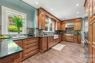 2601 E 5th St, Charlotte, NC 28204 - Photo 11