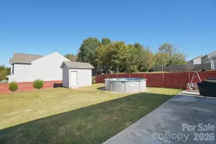 9728 Crooms Ct, Charlotte, NC 28215 - Photo 23