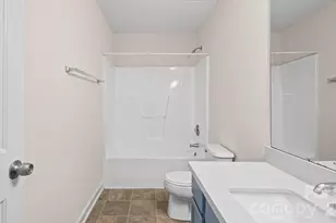 2114 Pleasant Dale Dr, Charlotte, NC 28214 - Photo 5