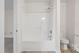 2114 Pleasant Dale Dr, Charlotte, NC 28214 - Photo 11