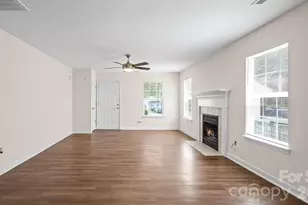 2114 Pleasant Dale Dr, Charlotte, NC 28214 - Photo 13