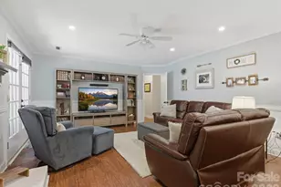7102 Graburn Rd, Charlotte, NC 28226 - Photo 17