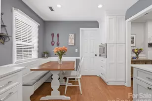 7102 Graburn Rd, Charlotte, NC 28226 - Photo 13