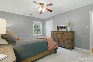 7102 Graburn Rd, Charlotte, NC 28226 - Photo 25
