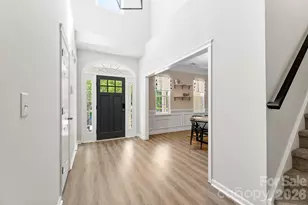 6237 Breckfield Ct, Charlotte, NC 28278 - Photo 3