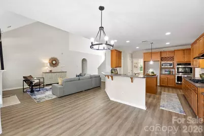 6237 Breckfield Court, Charlotte, NC 28278 - Photo 9