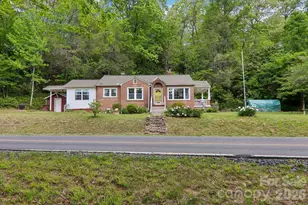 2627 White Oak Rd, Burnsville, NC 28714 - Photo 3