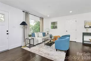 2038 Sandhurst Dr, Charlotte, NC 28205 - Photo 5