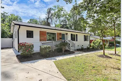 2038 Sandhurst Drive, Charlotte, NC 28205 - Photo 3