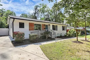 2038 Sandhurst Dr, Charlotte, NC 28205 - Photo 3
