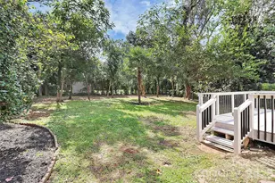 2038 Sandhurst Dr, Charlotte, NC 28205 - Photo 33