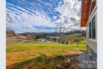 7854 E US Highway 19E None, Burnsville, NC 28714 - Photo 39