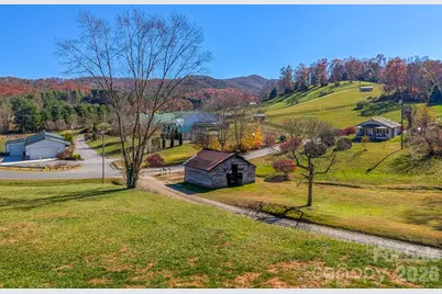 7854 E US Highway 19E None, Burnsville, NC 28714 - Photo 3