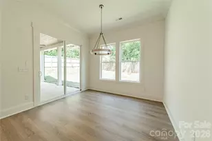 2648 Roslyn Ave, Charlotte, NC 28208 - Photo 17