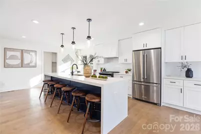 6401 Park South Drive, Charlotte, NC 28210 - Photo 3