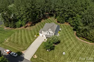 8122 Mossy Rock Rd, Waxhaw, NC 28173 - Photo 3