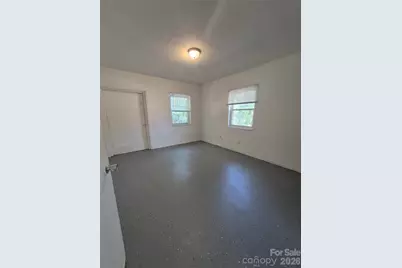 1745 Meadowbrook Terrace, Hendersonville, NC 28792 - Photo 19