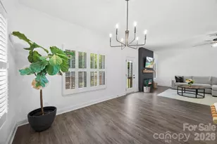 21012 Entrada Dr, Cornelius, NC 28031 - Photo 11