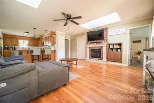 1240 Petes Rd, Lincolnton, NC 28092 - Photo 9