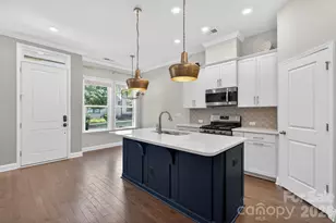 6318 Southgrove St, Charlotte, NC 28277 - Photo 3
