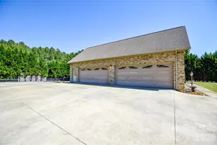 365 Wildlife Club Ln, Taylorsville, NC 28681 - Photo 3