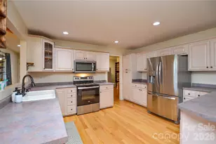365 Wildlife Club Ln, Taylorsville, NC 28681 - Photo 13
