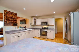 365 Wildlife Club Ln, Taylorsville, NC 28681 - Photo 15