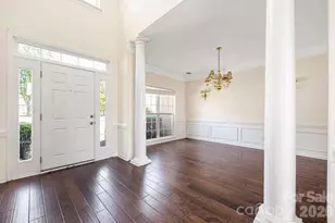 9512 Autumn Applause Dr, Charlotte, NC 28277 - Photo 3