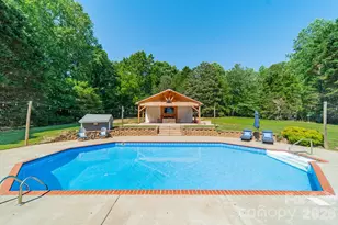 7240 Cobble Creek Dr, Matthews, NC 28104 - Photo 35