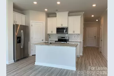 5042 Kellaher Place, Charlotte, NC 28216 - Photo 5