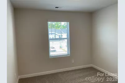 5042 Kellaher Place, Charlotte, NC 28216 - Photo 17