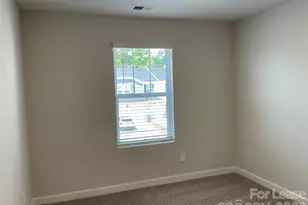 5042 Kellaher Pl, Charlotte, NC 28216 - Photo 17