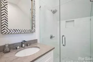 2313 Richardson Dr, Charlotte, NC 28211 - Photo 31