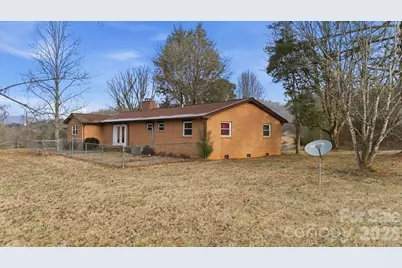 2977 Hwy 64 Highway W, Hayesville, NC 28904 - Photo 21