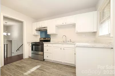 5001 Springview Road, Charlotte, NC 28213 - Photo 9