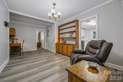 938 E 6th Avenue, Gastonia, NC 28054 - Photo 7