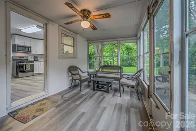 938 E 6th Avenue, Gastonia, NC 28054 - Photo 11