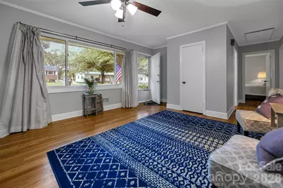 938 E 6th Avenue, Gastonia, NC 28054 - Photo 3