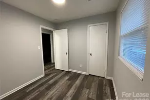 2815 Ravencroft Dr, Charlotte, NC 28208 - Photo 15