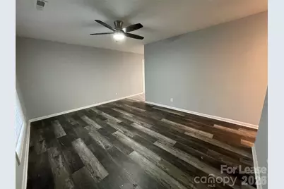 2815 Ravencroft Drive, Charlotte, NC 28208 - Photo 3