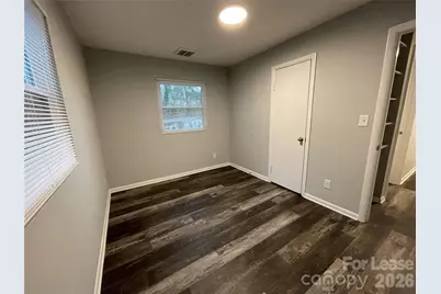 2815 Ravencroft Drive, Charlotte, NC 28208 - Photo 17