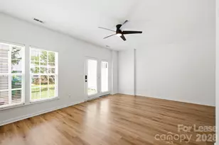 12309 Jessica Pl, Charlotte, NC 28269 - Photo 5