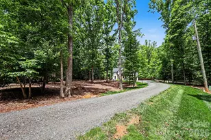 8208 New Town Rd, Waxhaw, NC 28173 - Photo 3