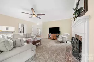 5501 Providence Glen Rd, Charlotte, NC 28270 - Photo 7