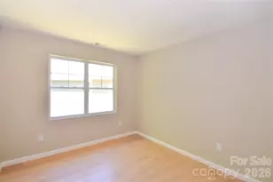176 Clear Creekside Dr, Hendersonville, NC 28792 - Photo 19