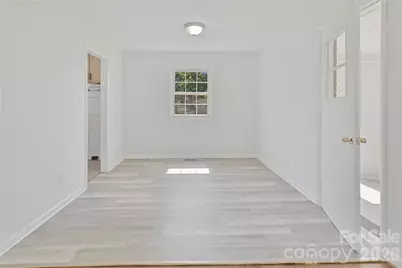 1102 N 12th Street, Bessemer City, NC 28016 - Photo 9
