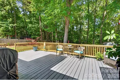 11219 Isthmus Court, Charlotte, NC 28215 - Photo 25
